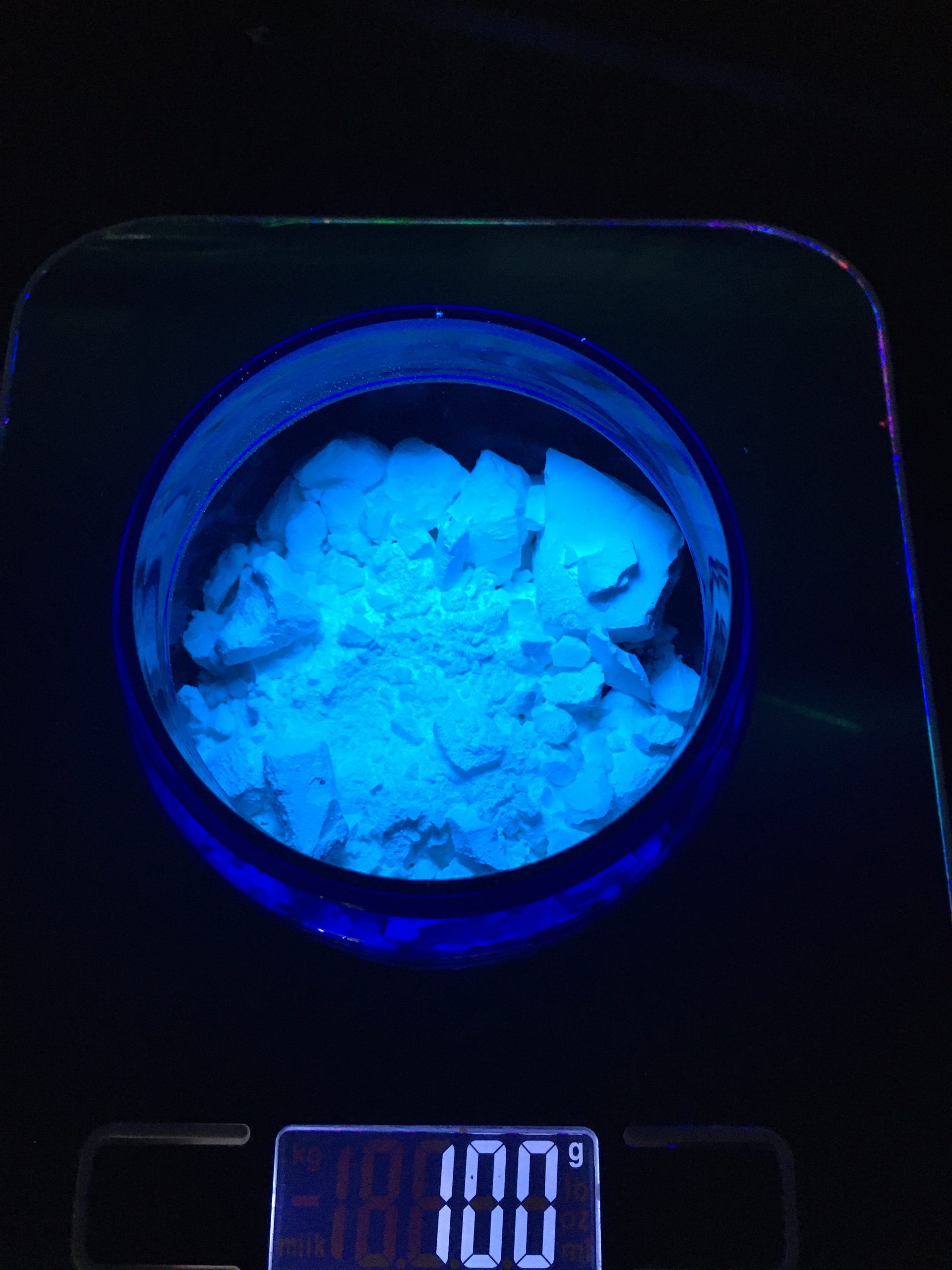 Wholesale Glow in The Dark Mica Powder Phosphor Luminiscente UV Red  Phosphorous - China LED Phosphor Powder, Fluorescent Powder