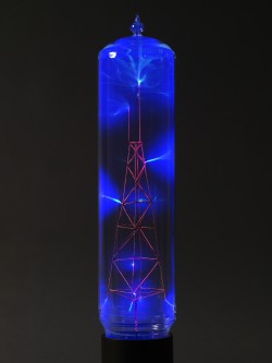 Flameworked borosilicate glass, inert gas, phosphors, wire, electricity
6"w x 6"d x 20"h plasma light art wayne strattman