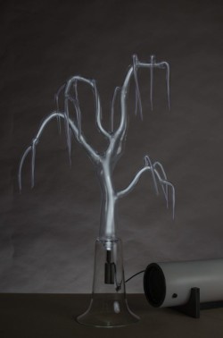 Flameworked borosilicate glass, inert gas, electricity
18'w x 10"d x 25"h plasma light art wayne strattman